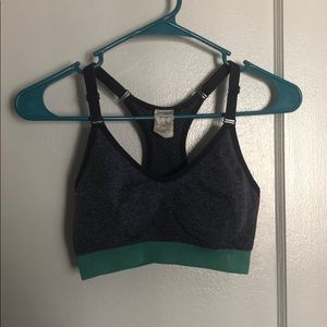 Sports bra